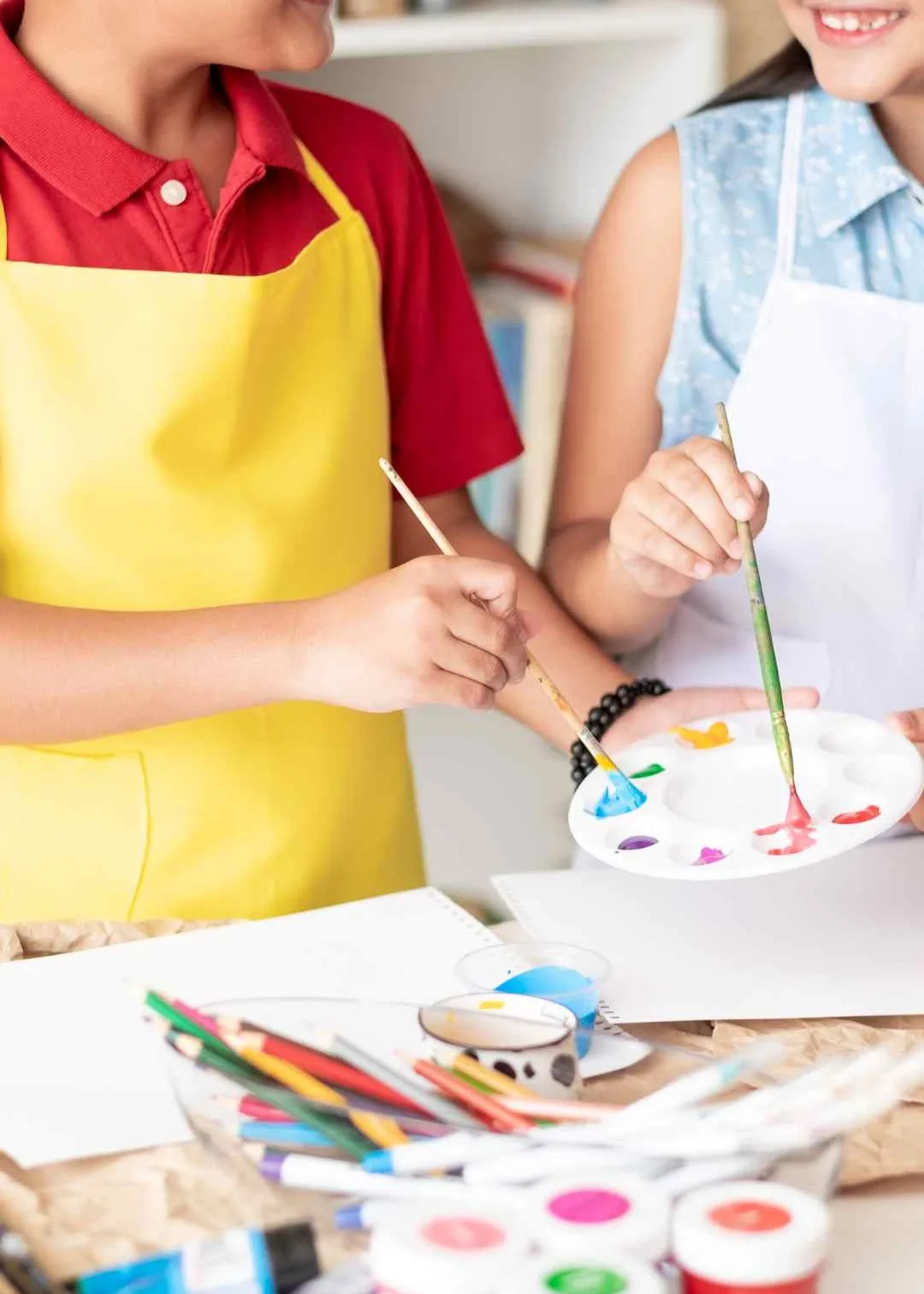 Group Acrylic Painting Lessons -Dubai near me.webp